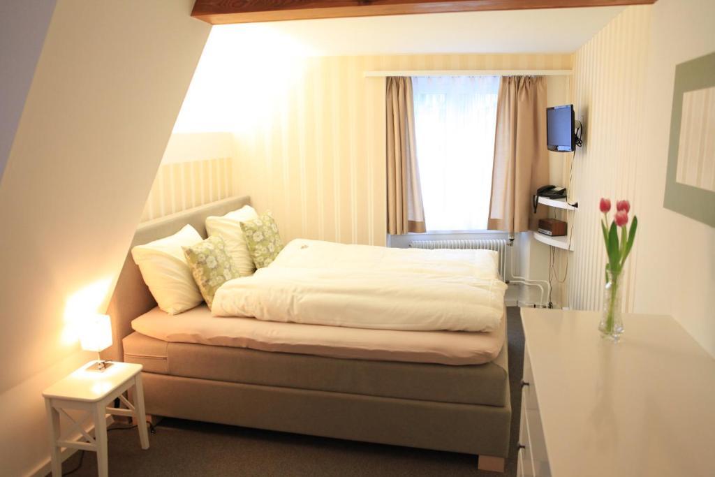 Hotel Krone Bad Ragaz Rum bild